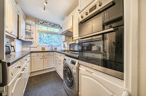 Kitchen angle 2- click for photo gallery